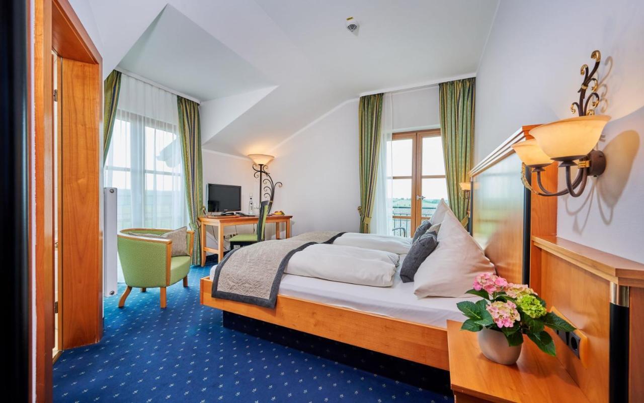 Landhotel Schneider Riedenburg Εξωτερικό φωτογραφία