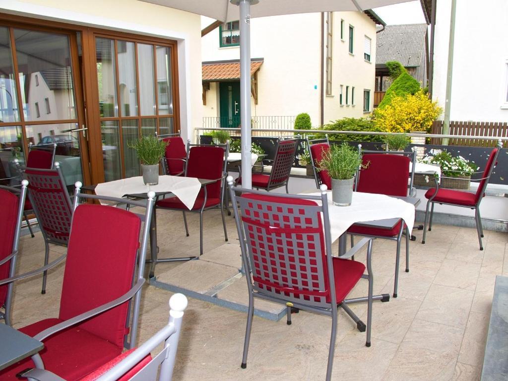 Landhotel Schneider Riedenburg Εξωτερικό φωτογραφία