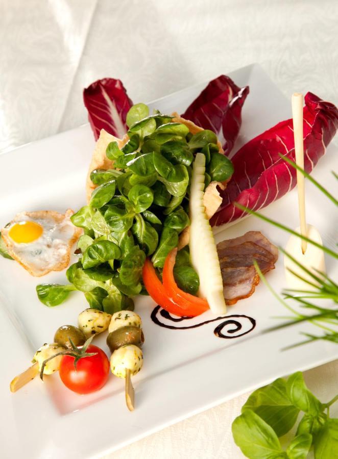 Landhotel Schneider Riedenburg Εξωτερικό φωτογραφία